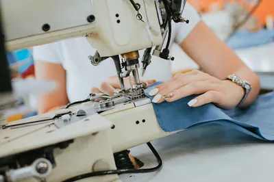 Krawcowa po sąsiedzku Usługi krawieckie